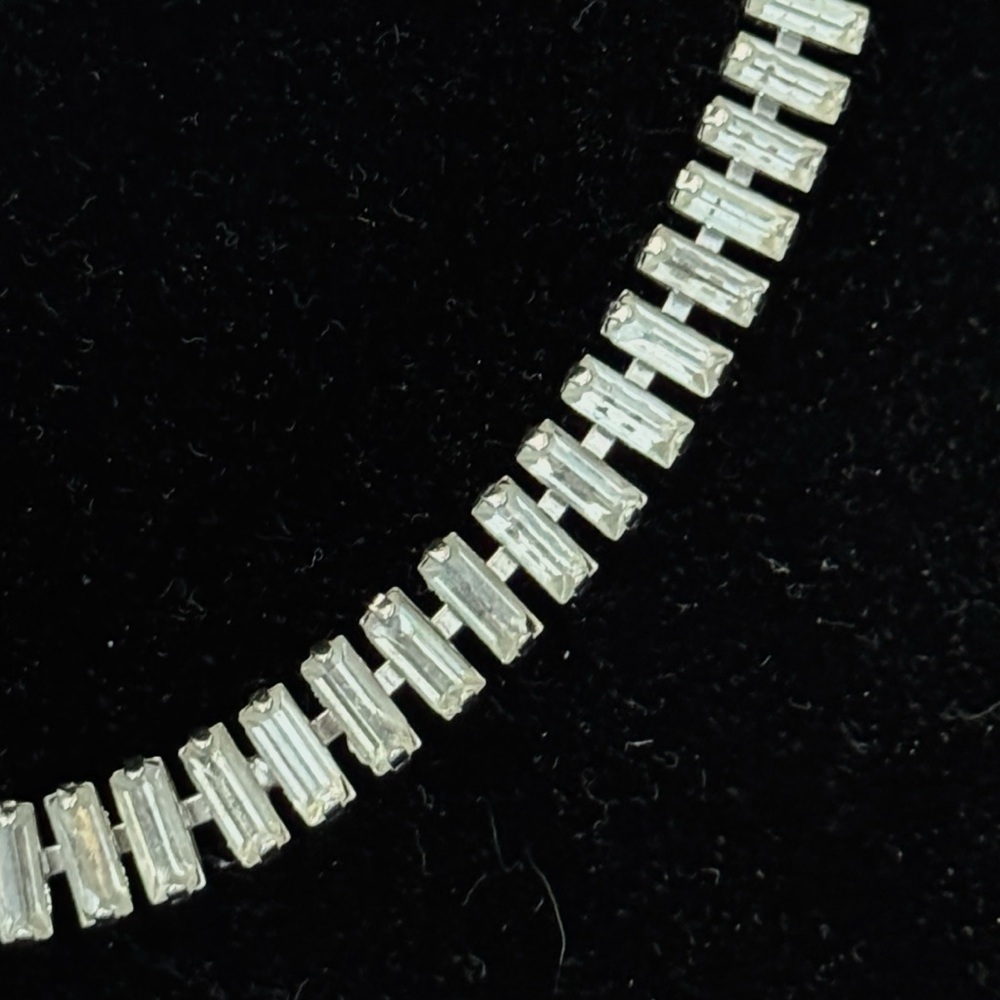 VINTAGE SILVER CLEAR BAGUETTE CRYSTALS CHOKER NECKLACE NO MISSING STONES 15”
